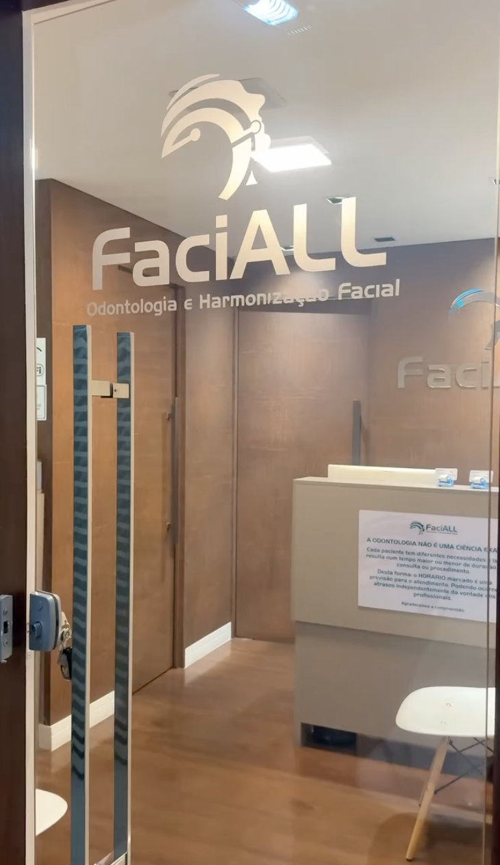 Recepção da clínica FaciALL